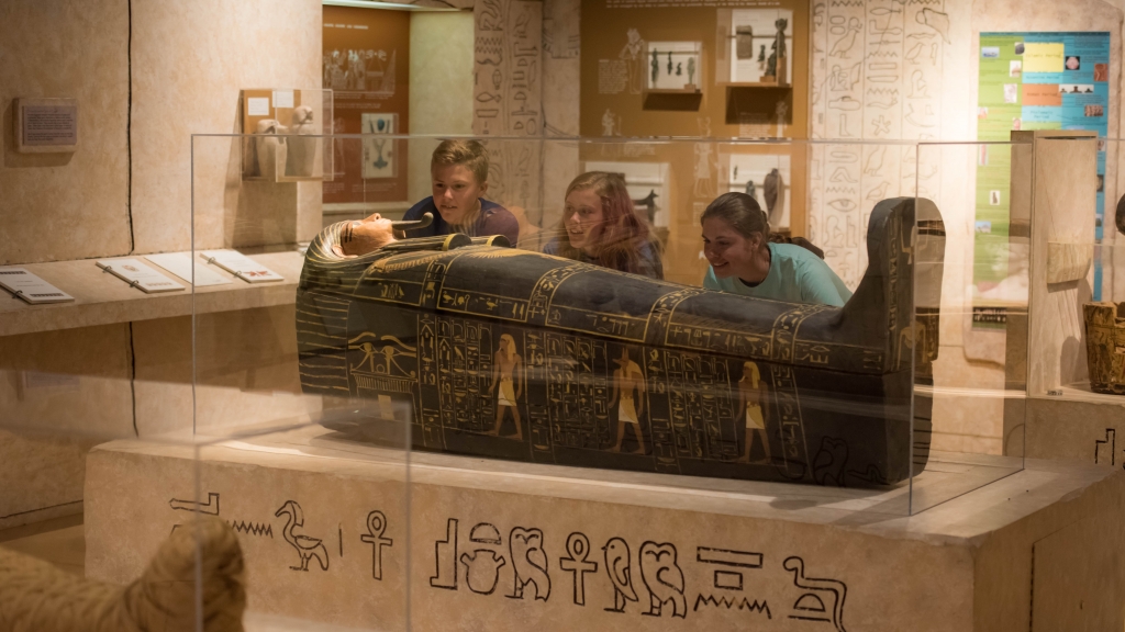 Putnam Museum QC Family Pass