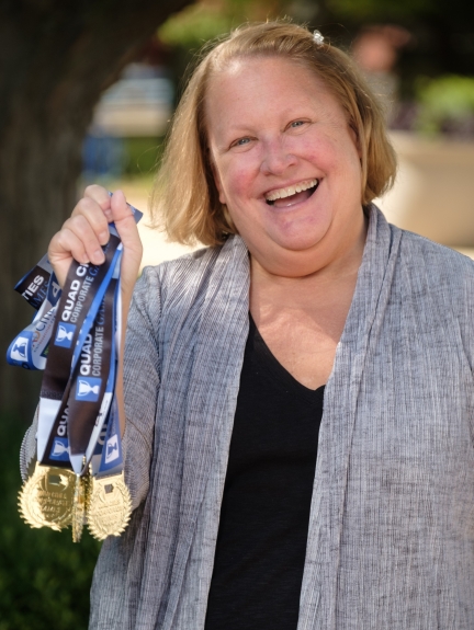 Alternative Photo of Mindy Chapman