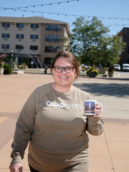 Alternative Photo of Nicki Brus 