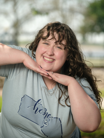 Alternative Photo of Shelby Hoffman